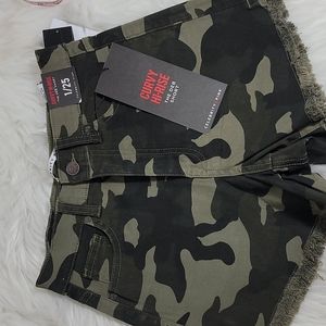 Celebrity Pink Short Women's Green Camouflage New